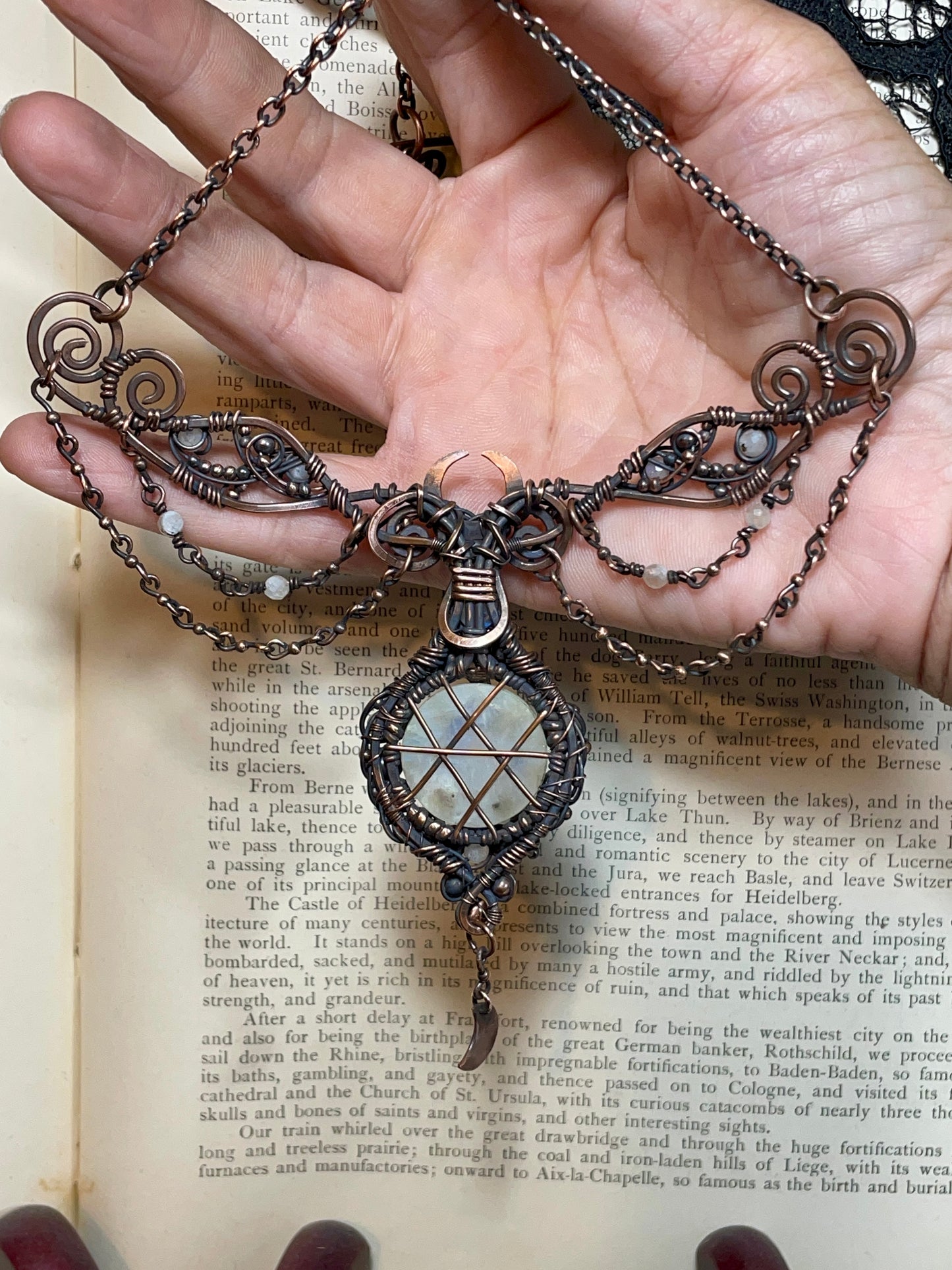 Moonstone (Rainbow Moonstone) Pentacle Collar in Copper