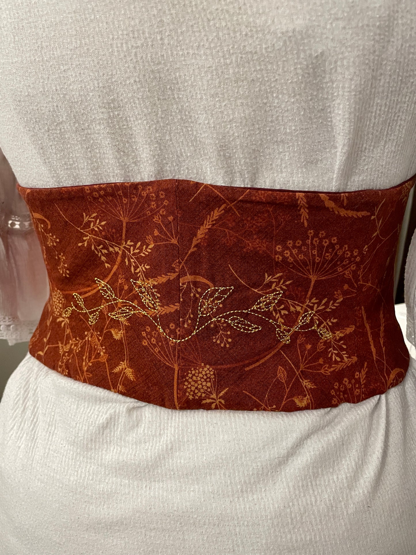 Autumnal Embrace Embroidered Waist Cinch