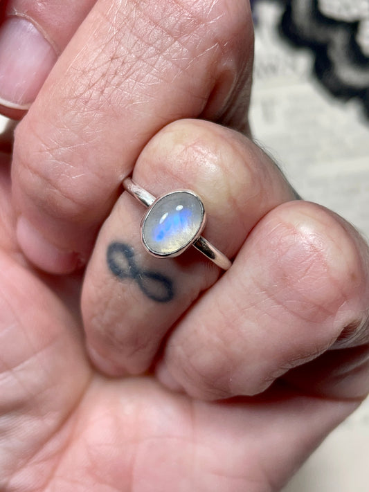 Rainbow Moonstone Sterling Silver Ring Size 6