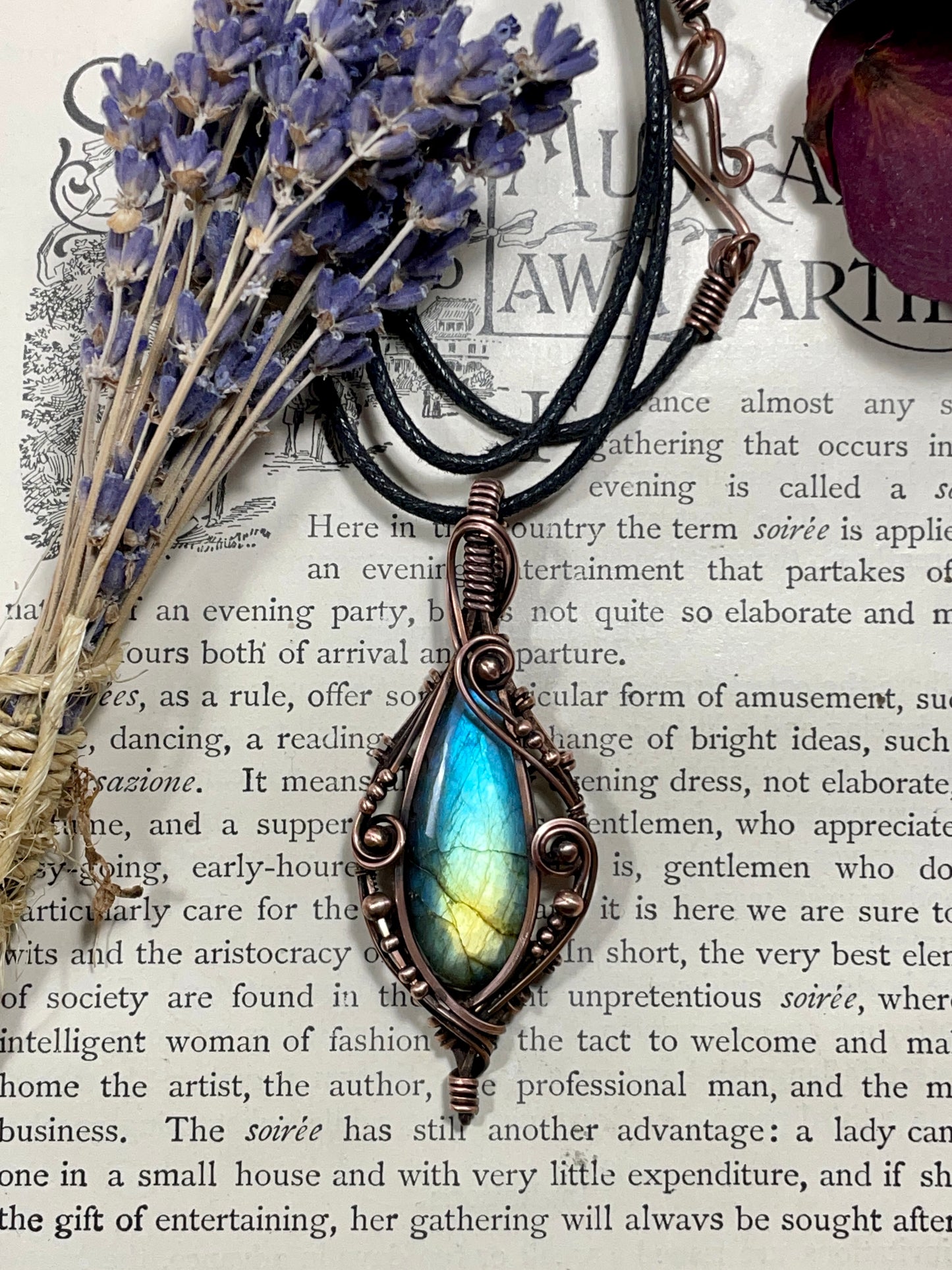 Labradorite Pendant in Copper