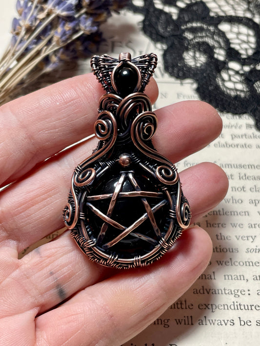 Onyx Pentacle Pendant in Copper