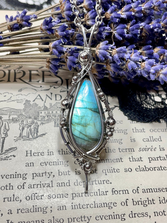Labradorite Pendant in Stainless Steel