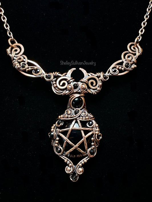 Onyx Pentacle Collar in Copper