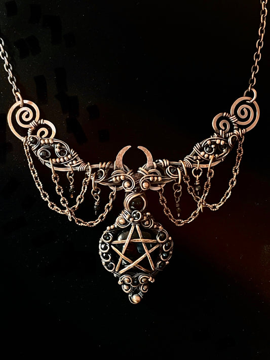 Onyx Pentacle Collar in Copper