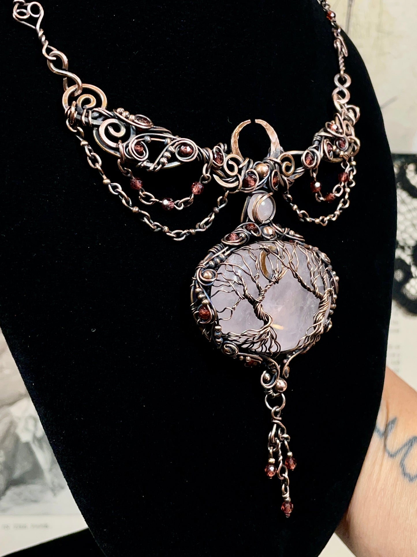 Rose Quartz Forest Collar in Copper