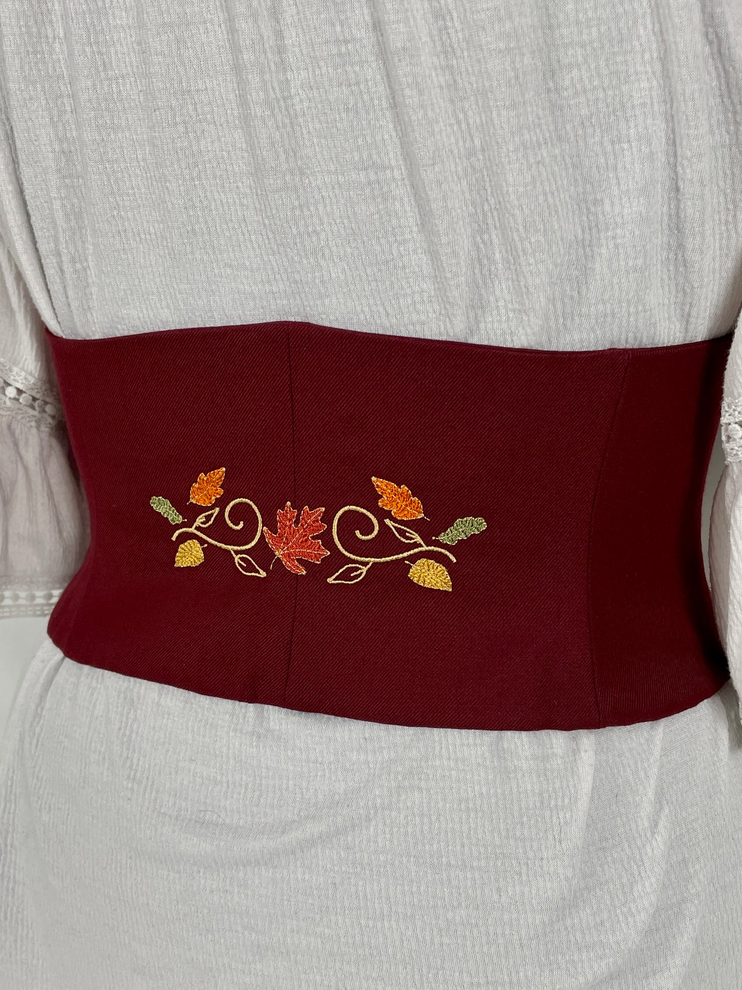 Gusting Leaves Embroidered Waist Cinch