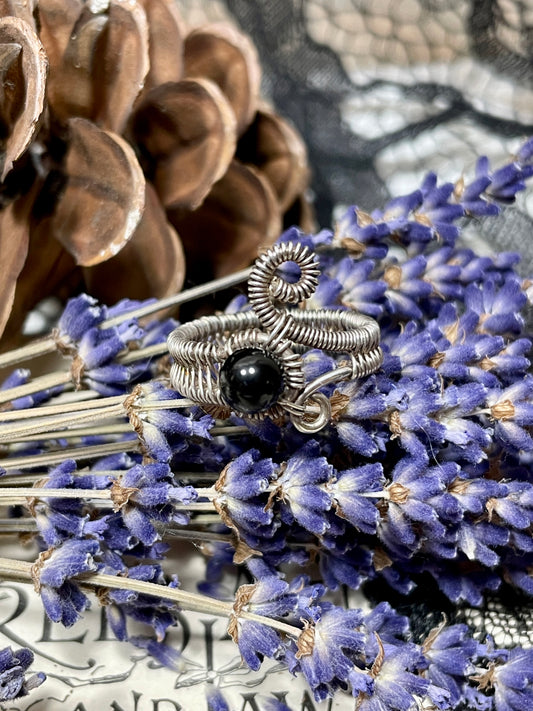 Onyx Bead Woven Sterling Silver Ring Size 8