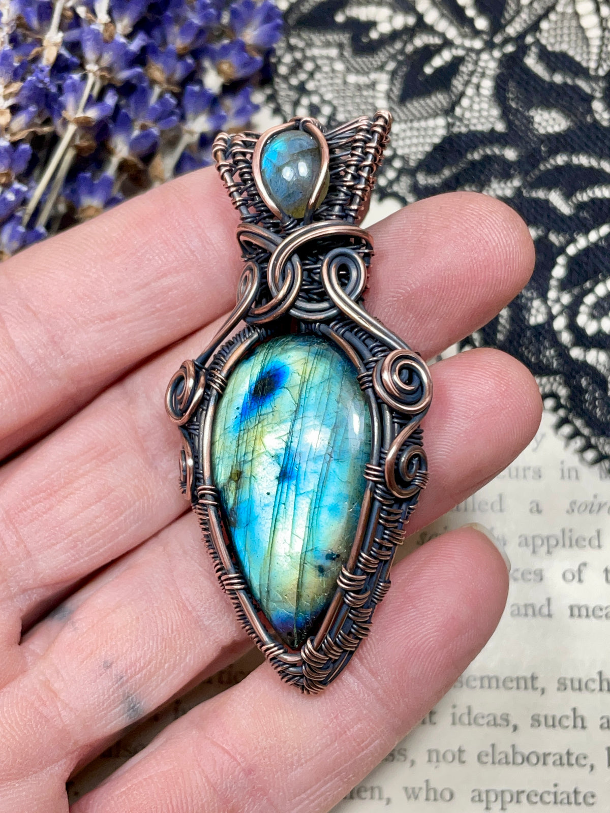 Labradorite Pendant in Copper