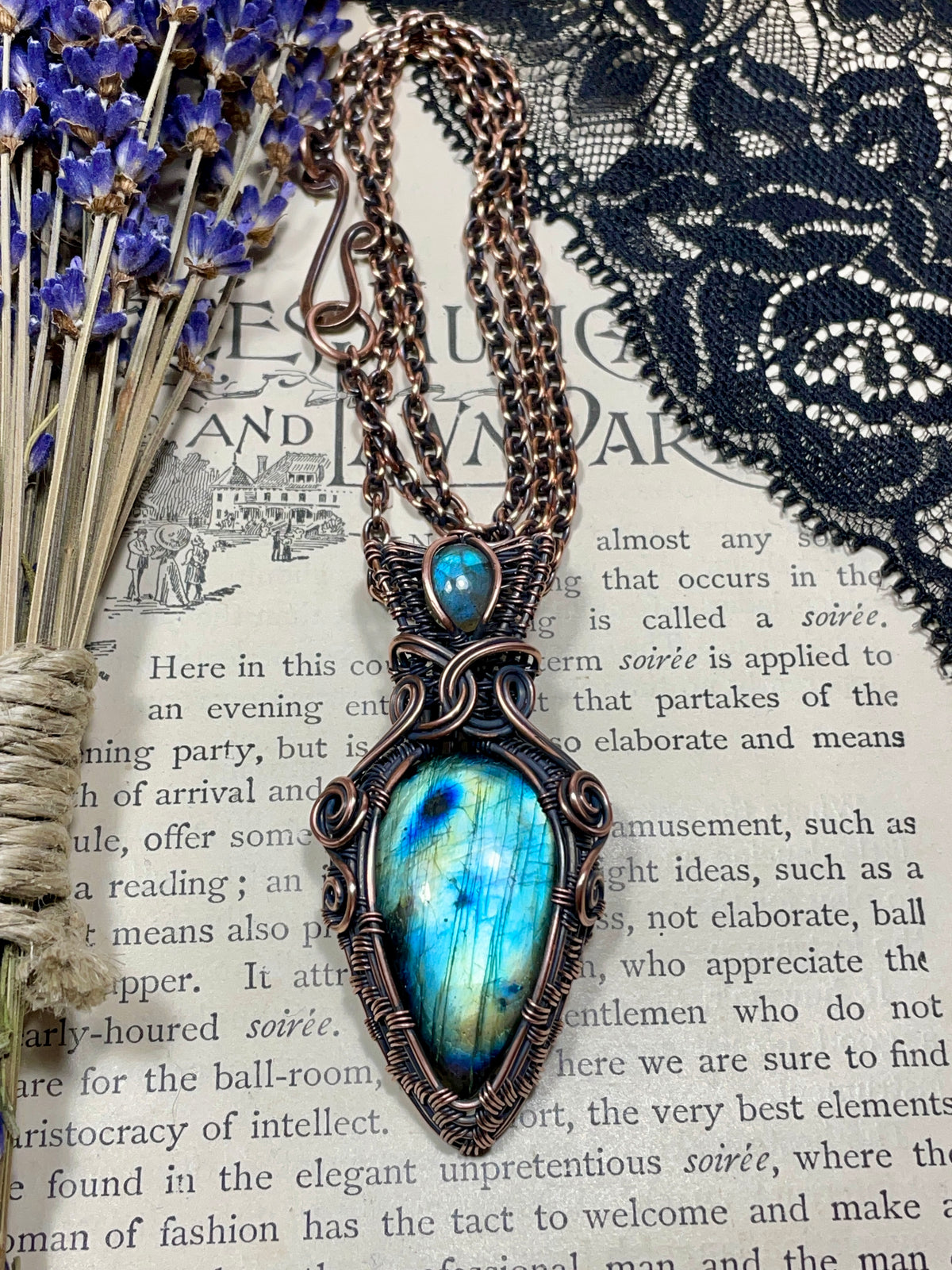 Labradorite Pendant in Copper
