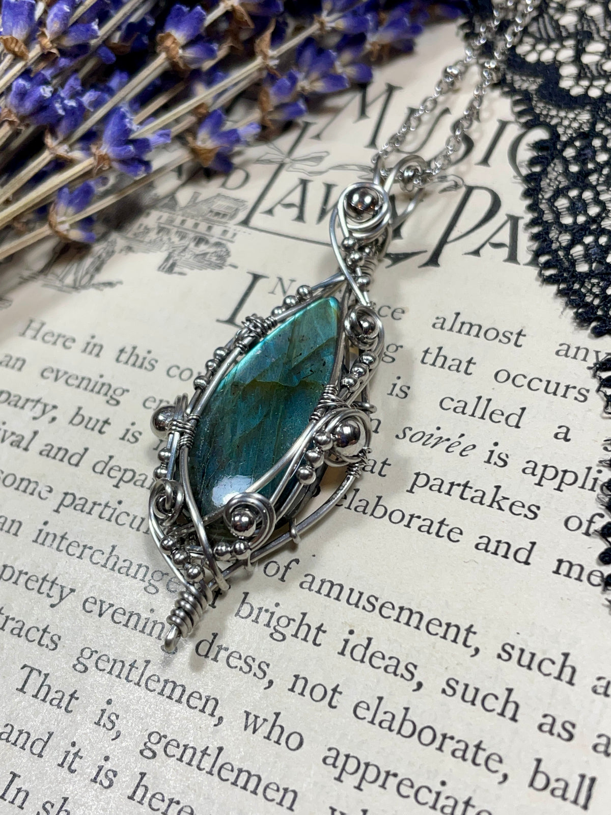Labradorite Pendant in Stainless Steel