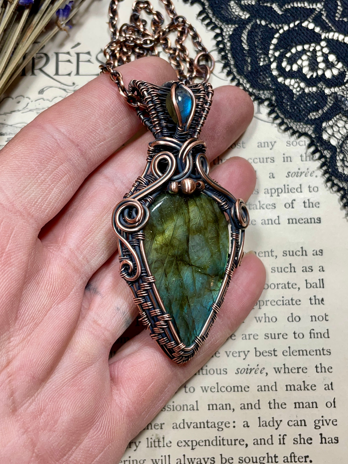 Labradorite Pendant in Copper