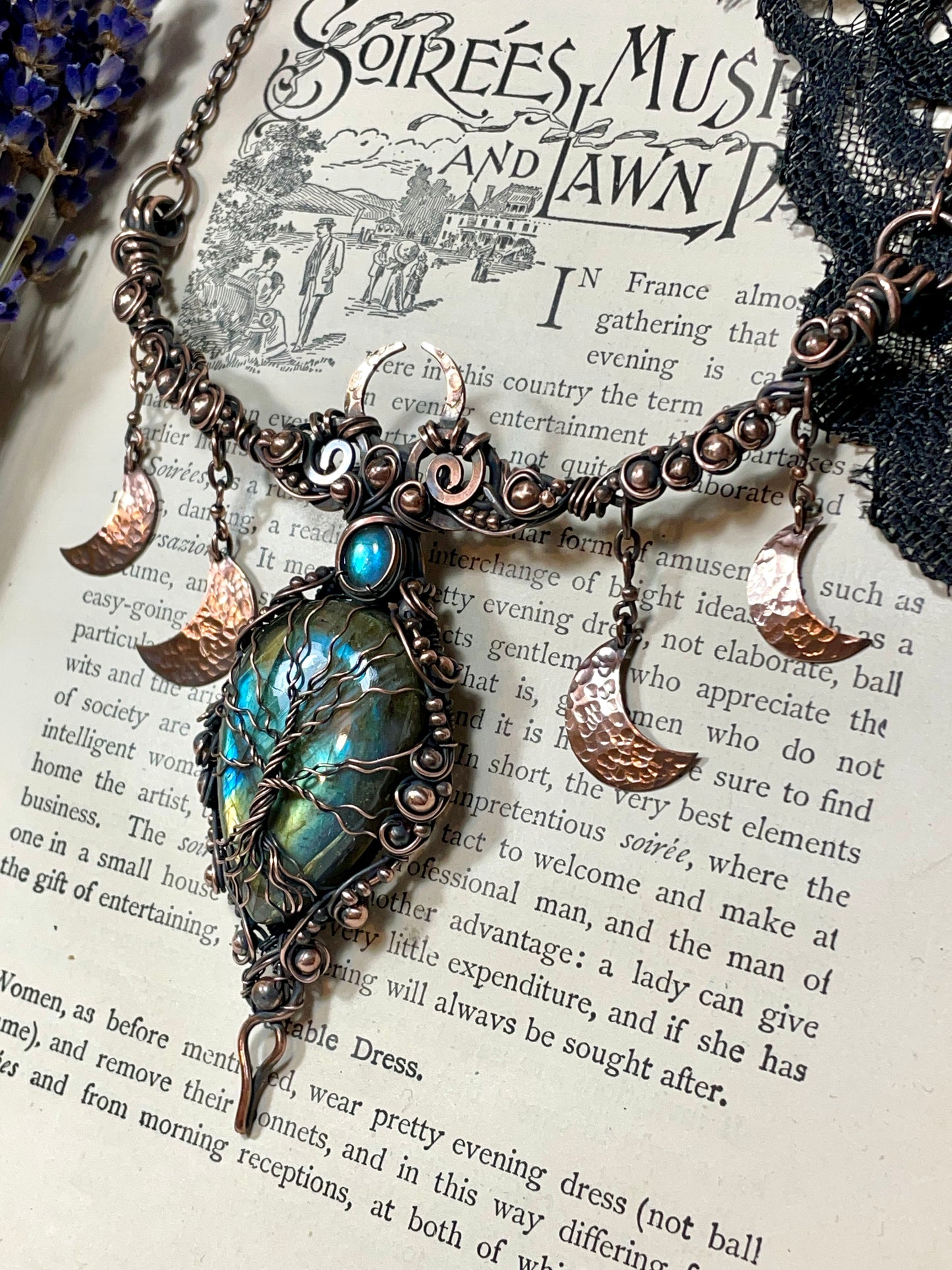 Labradorite Tree of Life Collar in Copper