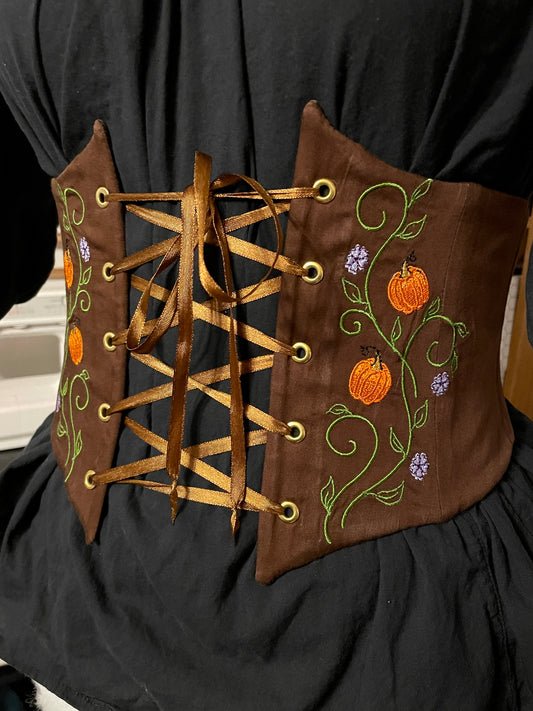 Pumpkin Patch Embroidered Waist Cinch in Bright Green