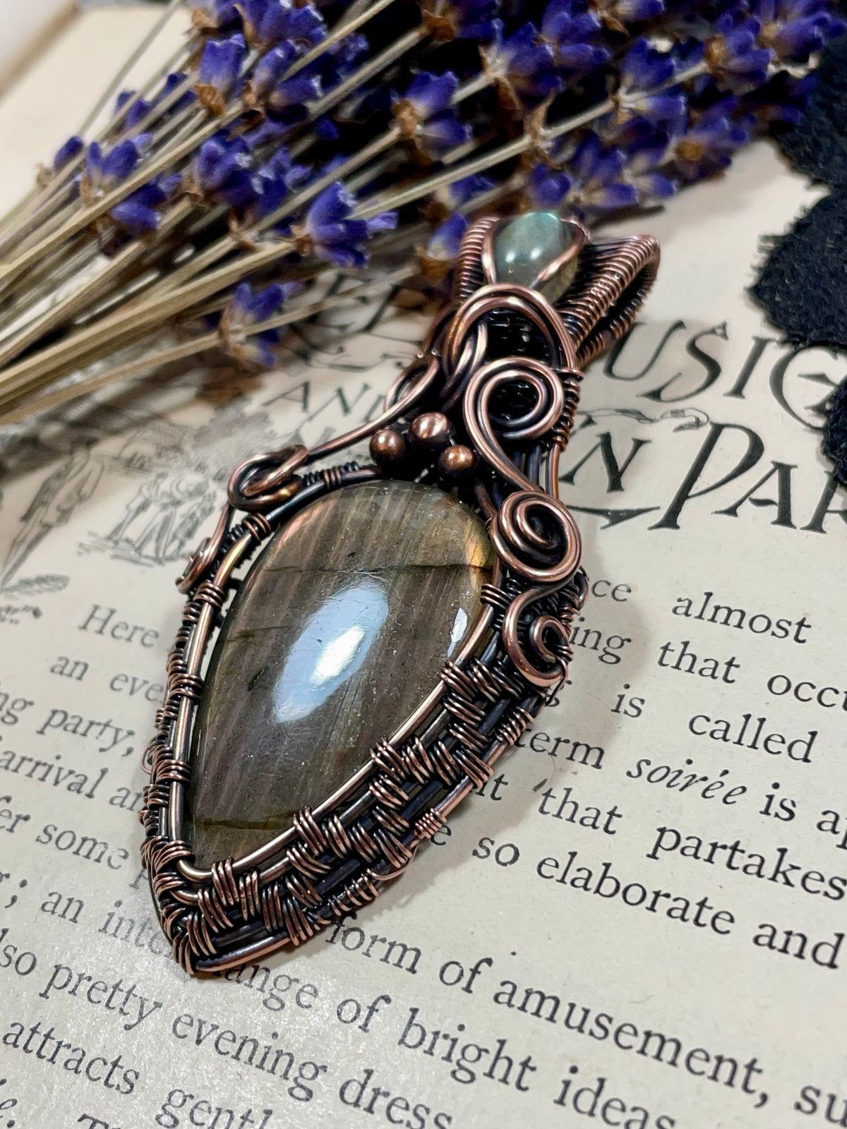 Labradorite Pendant in Copper