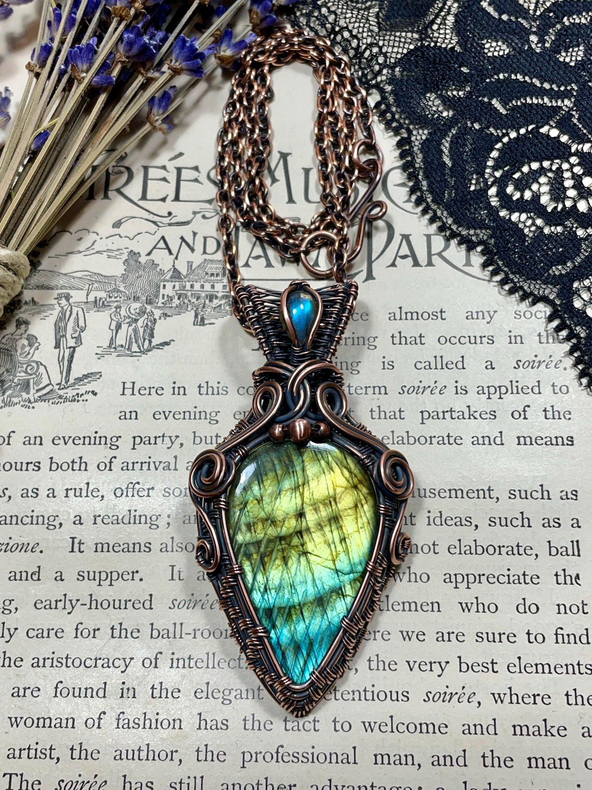 Labradorite Pendant in Copper
