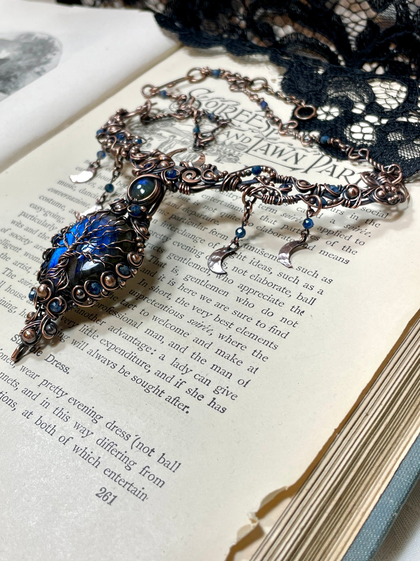 Labradorite Tree of Life Collar in Copper