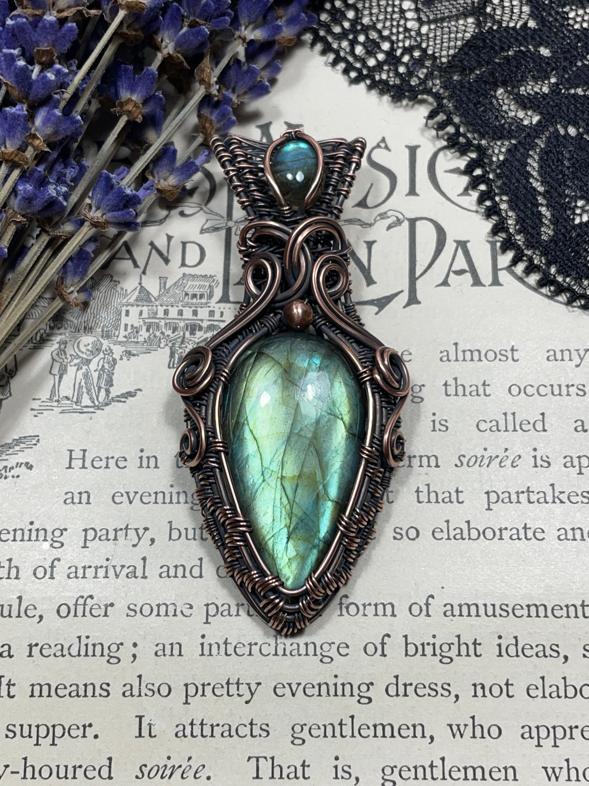 Labradorite Pendant in Copper