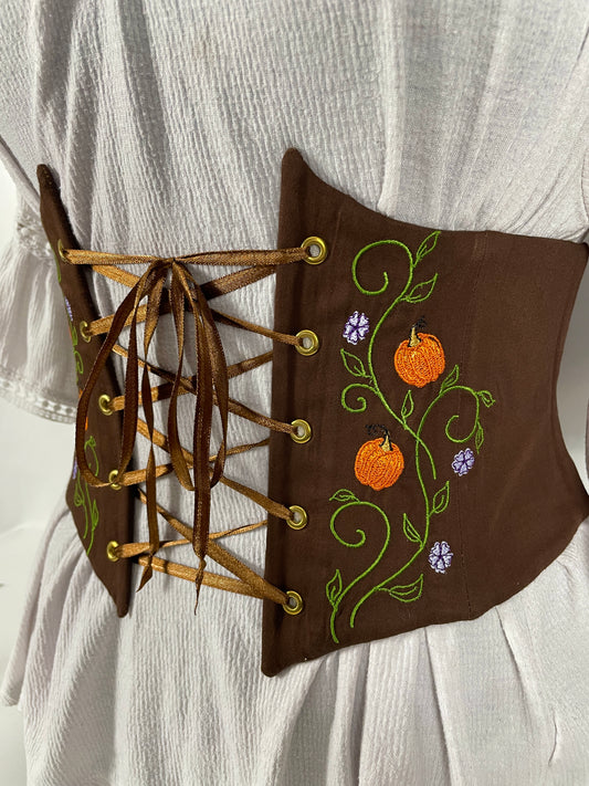 Pumpkin Patch Embroidered Waist Cinch in Bright Green