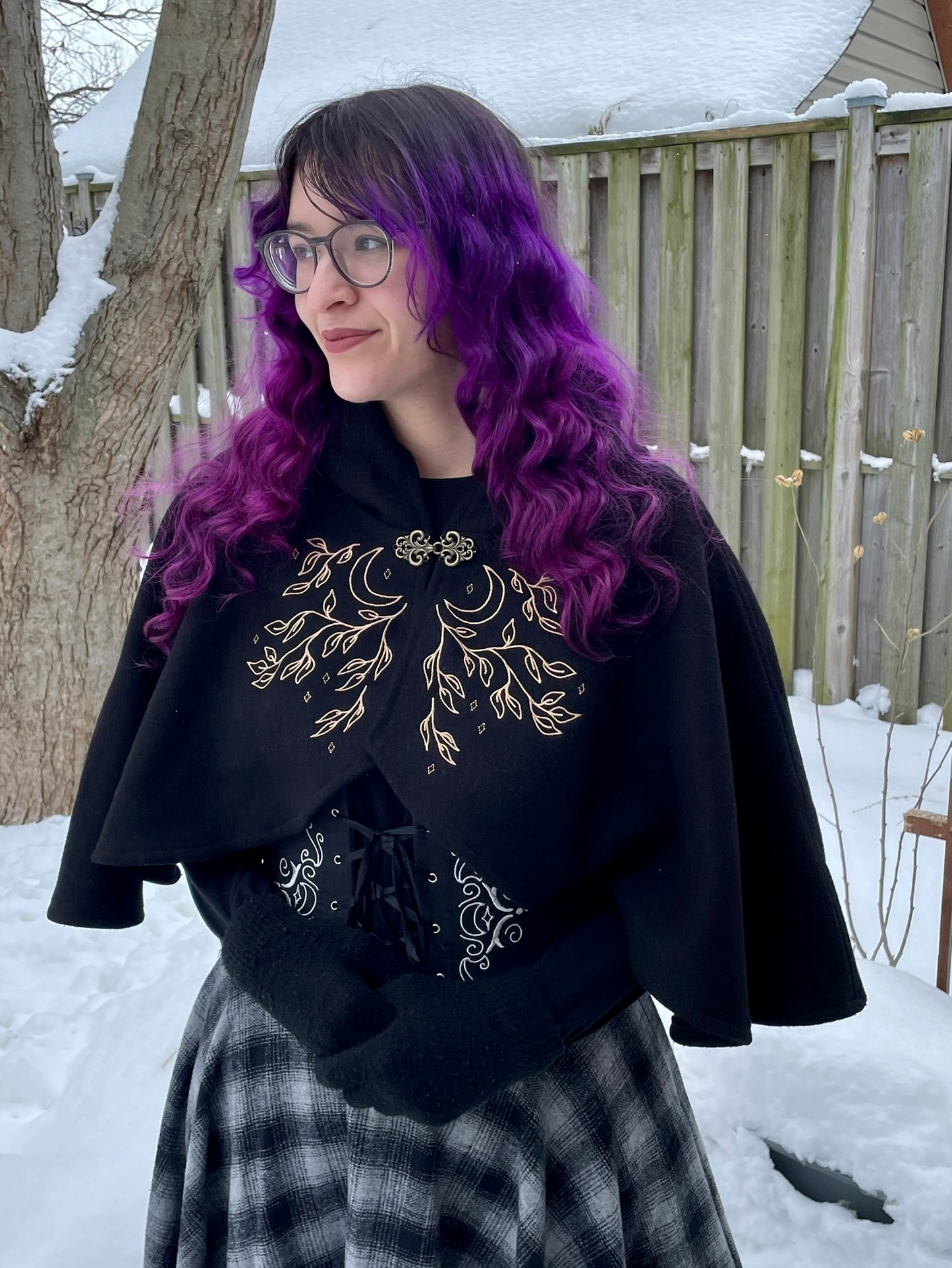 Celestial Black Wool Capelet in Gold (Flawed)