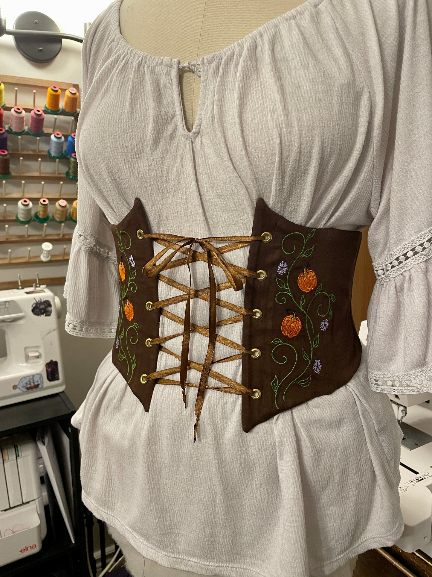 Pumpkin Patch Embroidered Waist Cinch in Bright Green