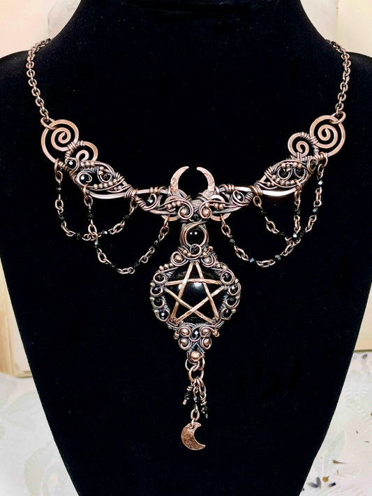 Onyx Pentacle Collar in Copper