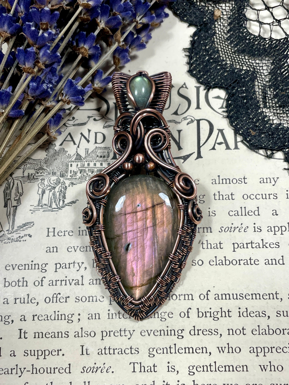 Labradorite Pendant in Copper