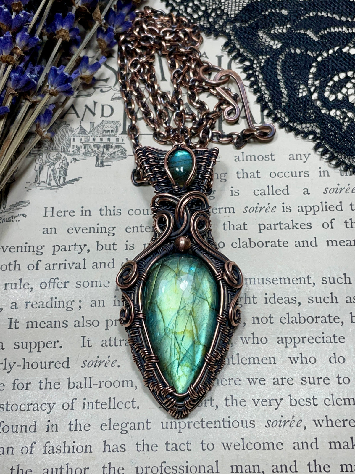 Labradorite Pendant in Copper