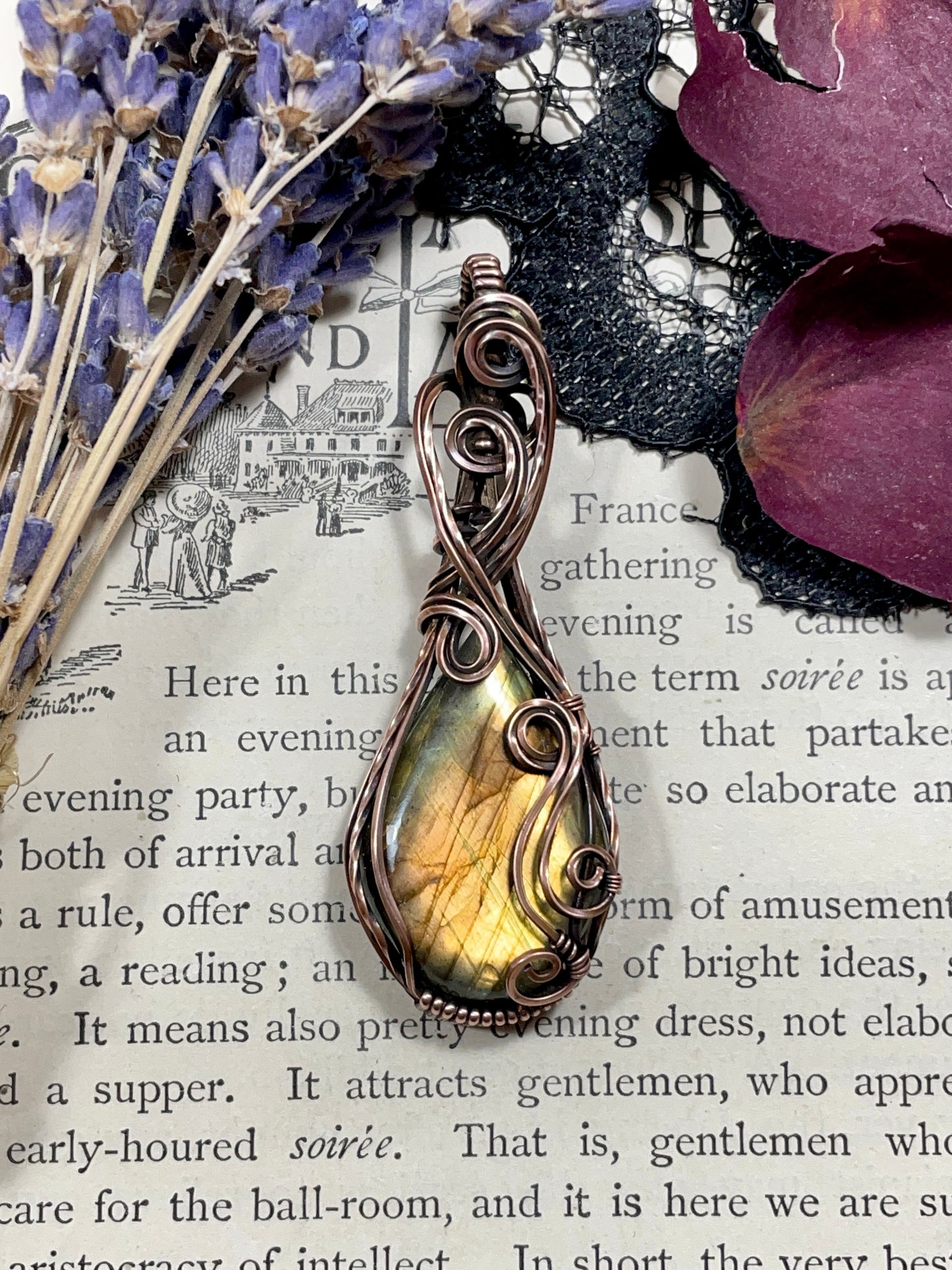 Labradorite Pendant in Copper