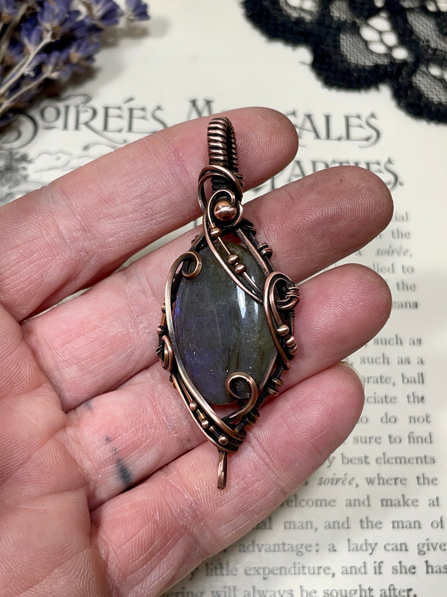 Labradorite Pendant in Copper