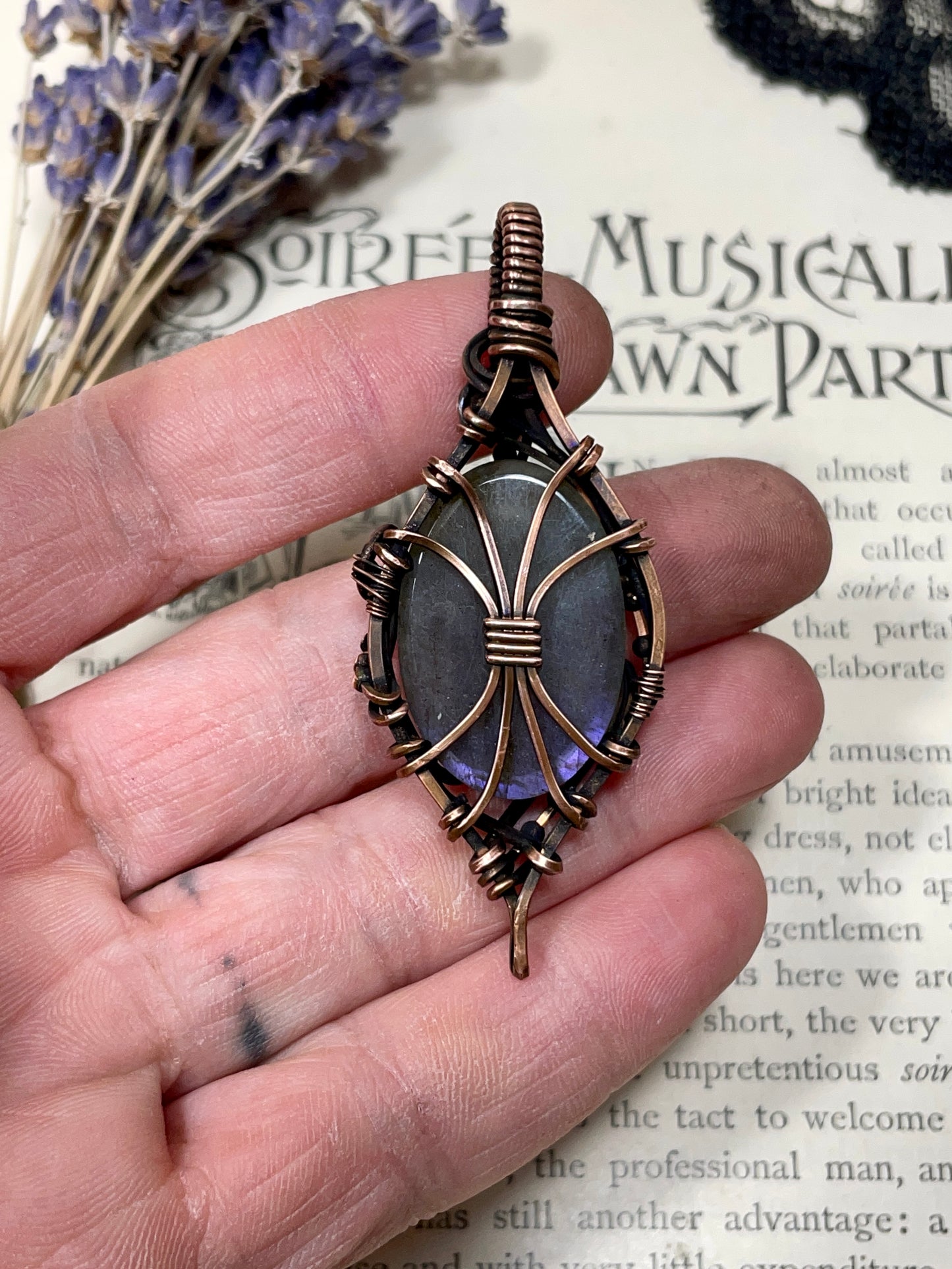 Labradorite Pendant in Copper