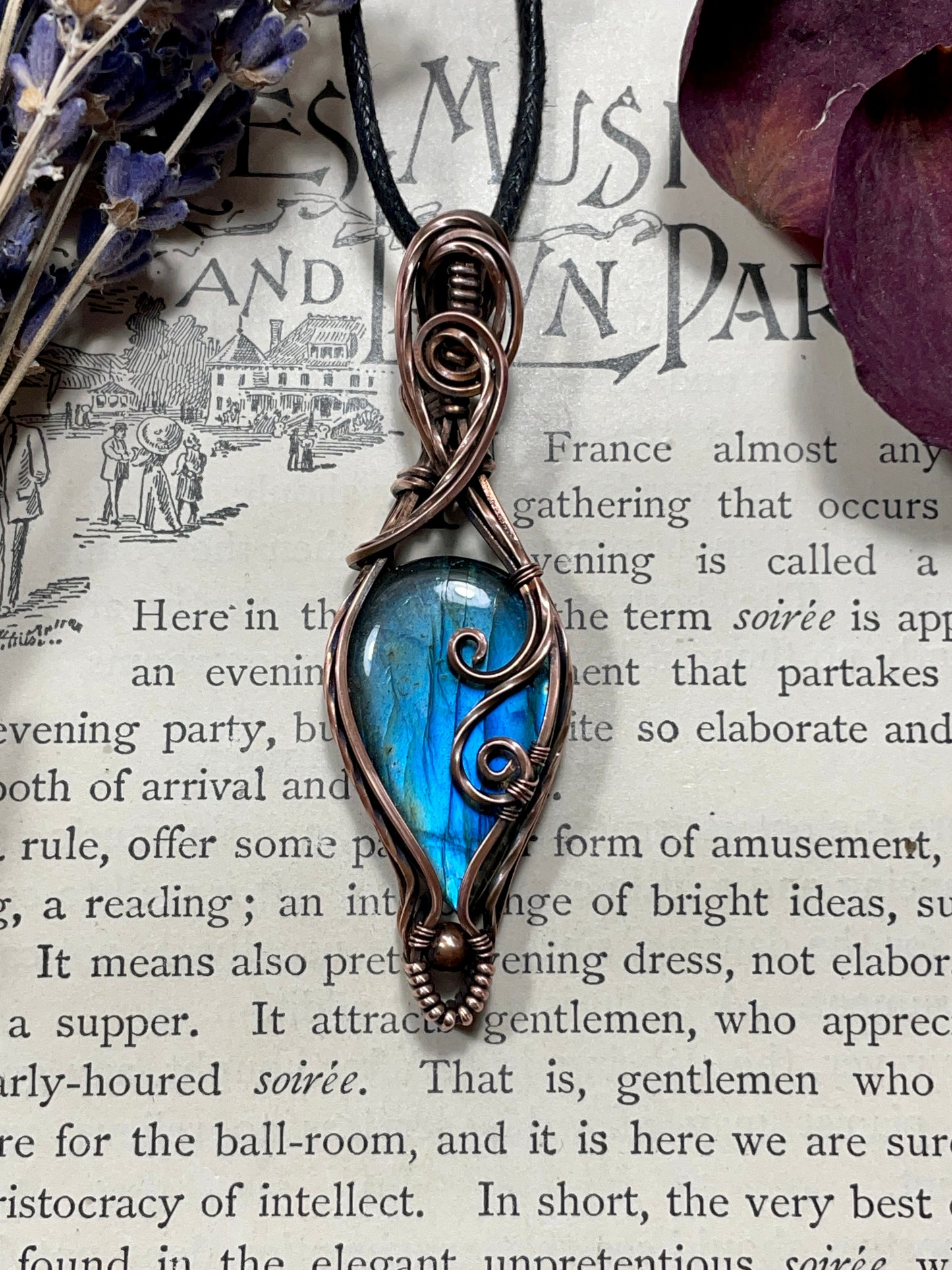 Labradorite Pendant in Copper