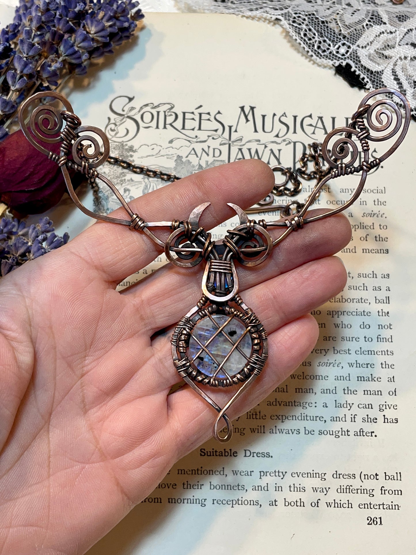 Moonstone (Rainbow Moonstone) Pentacle Collar in Copper