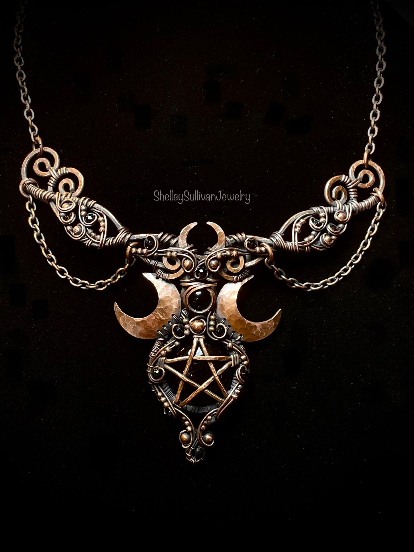 Onyx Lunar Pentacle Collar in Copper
