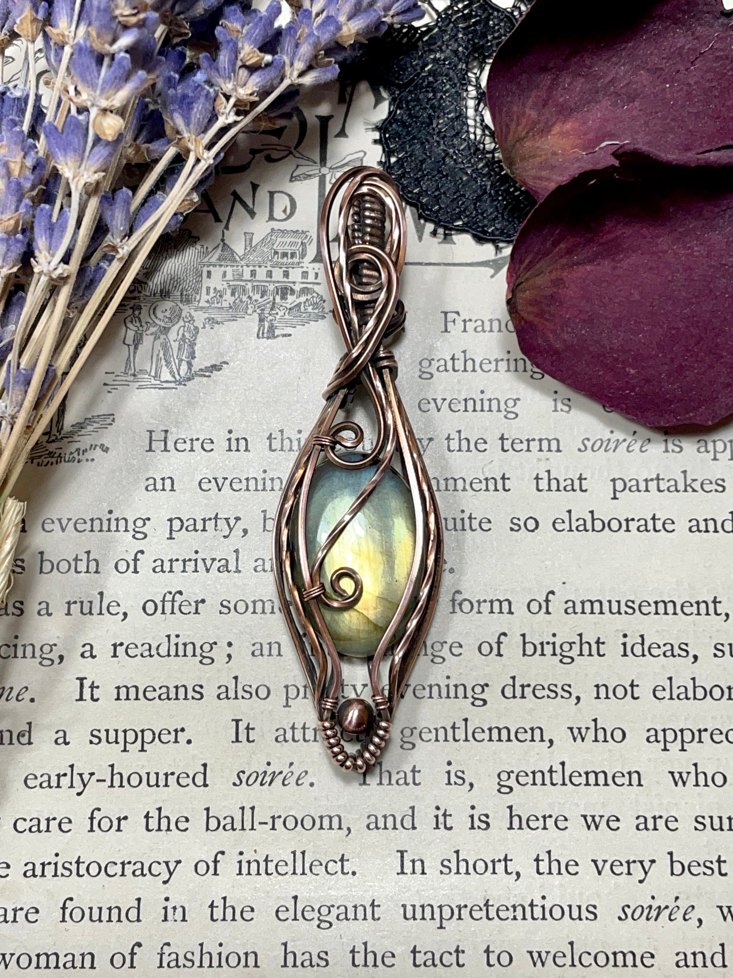 Labradorite Pendant in Copper