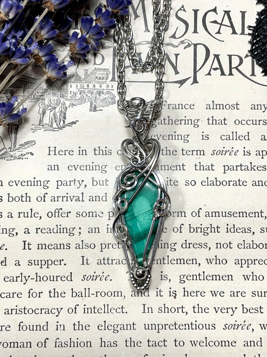 Malachite Pendant in Stainless Steel