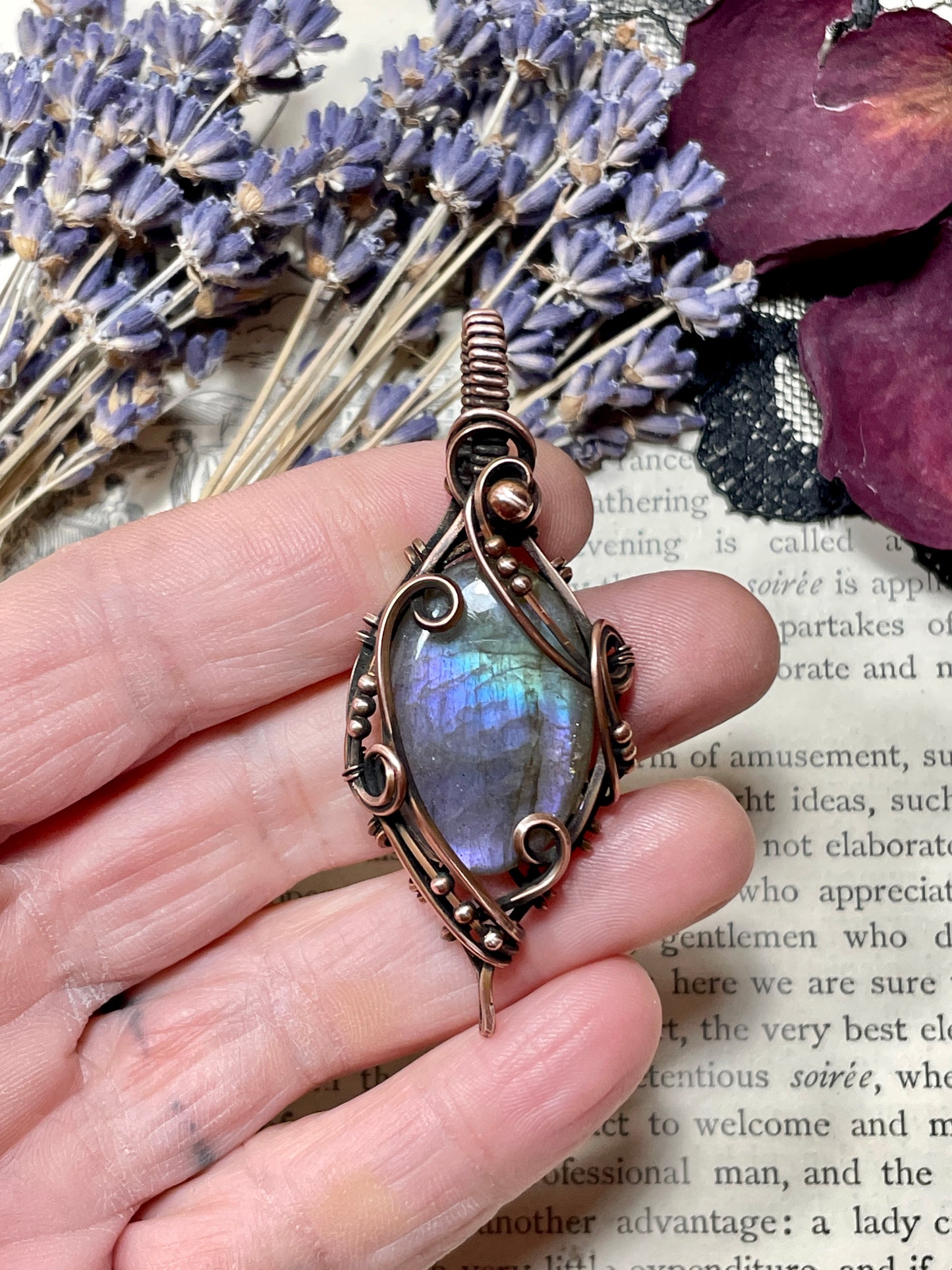 Labradorite Pendant in Copper