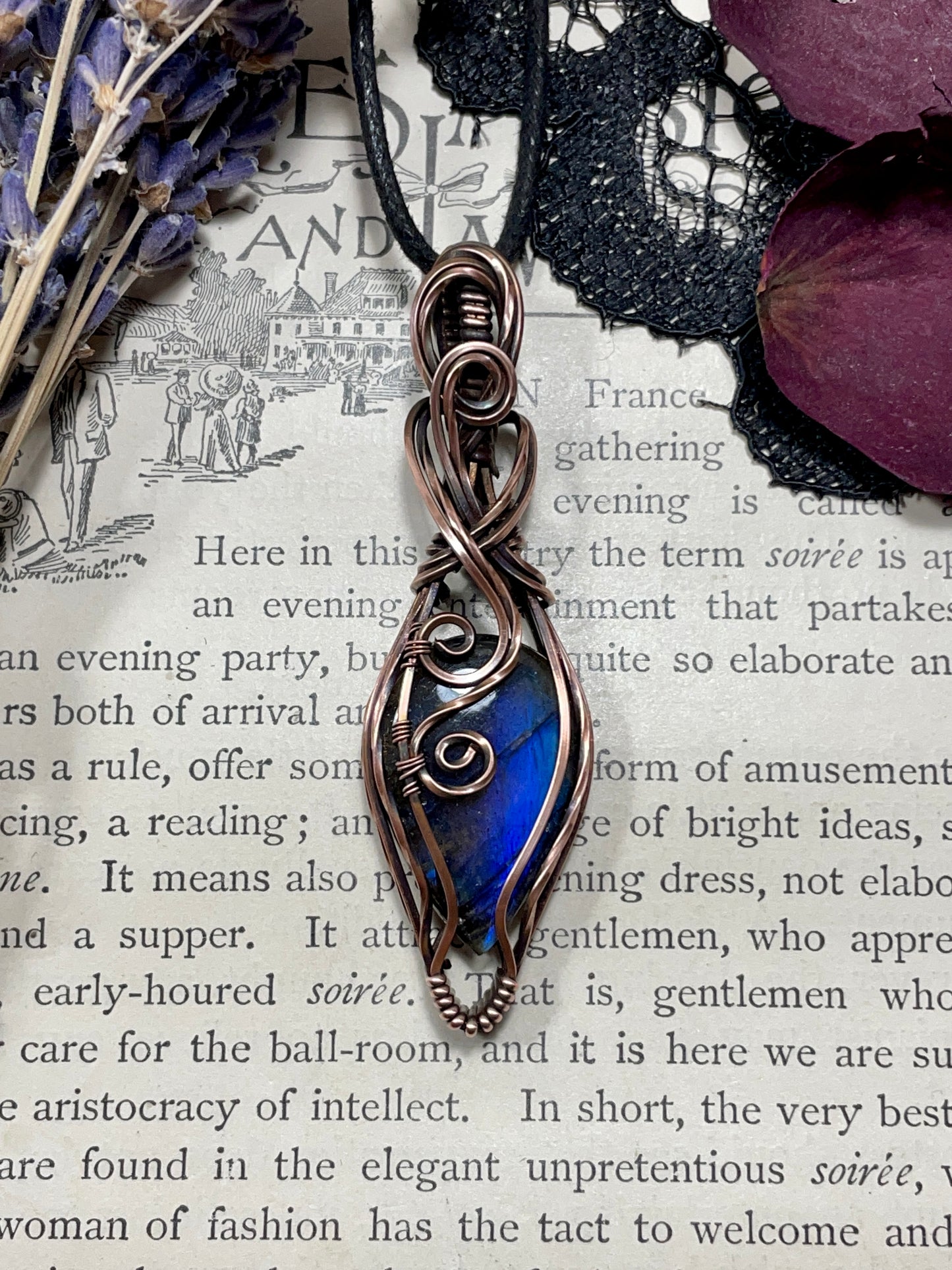 Labradorite Pendant in Copper