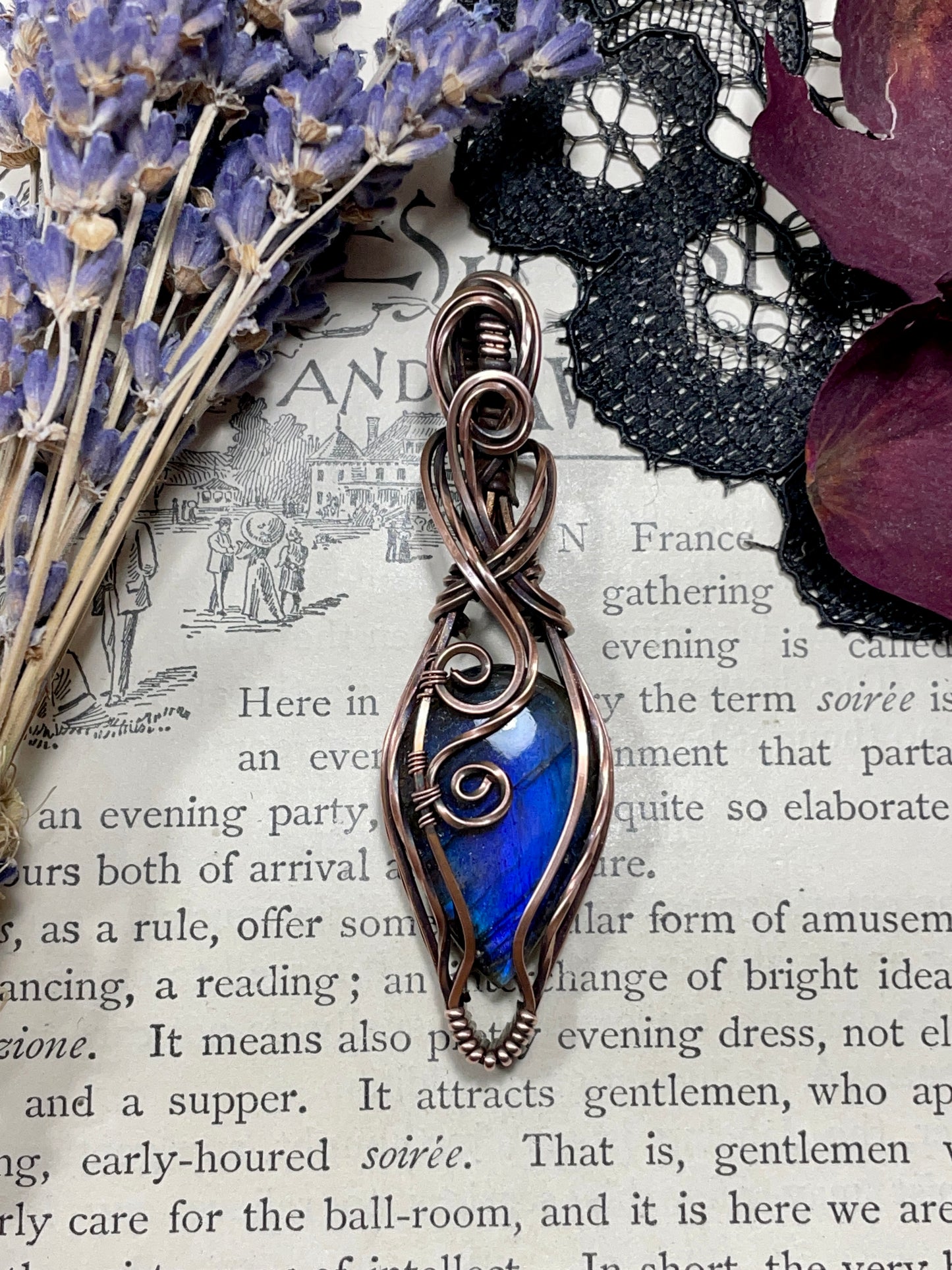 Labradorite Pendant in Copper