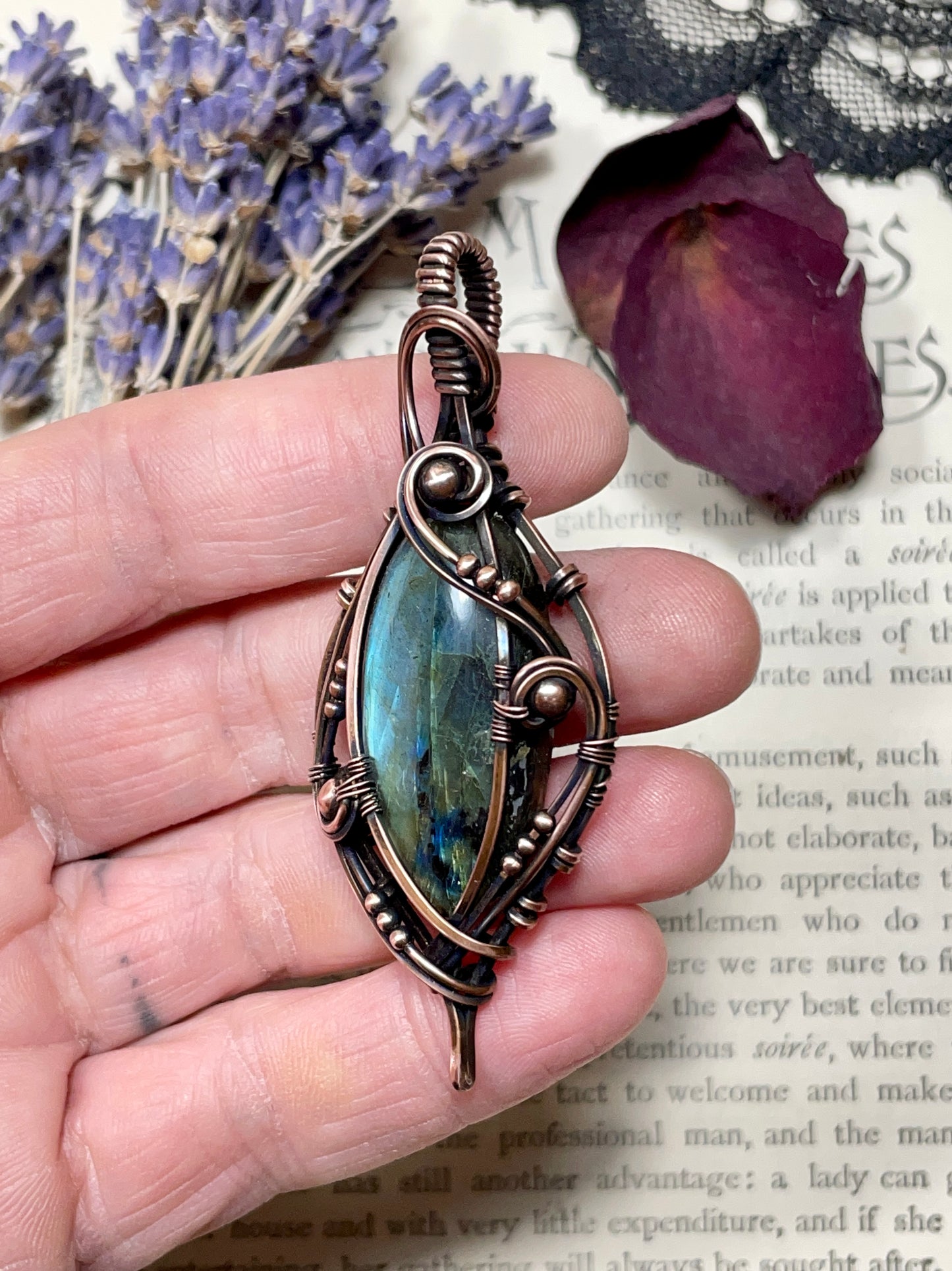 Labradorite Pendant in Copper