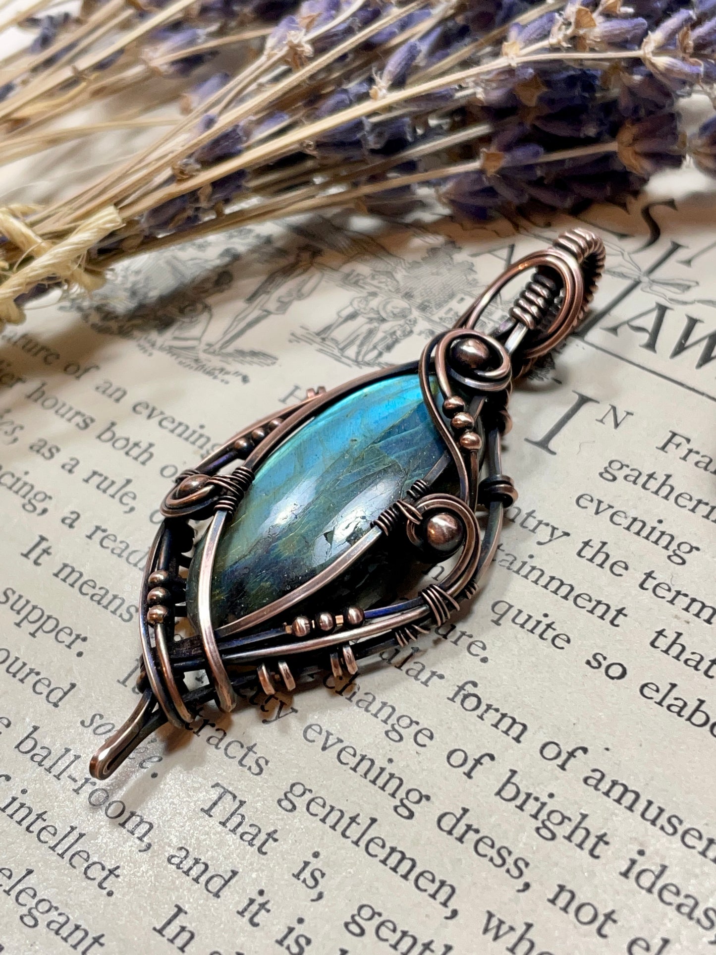 Labradorite Pendant in Copper