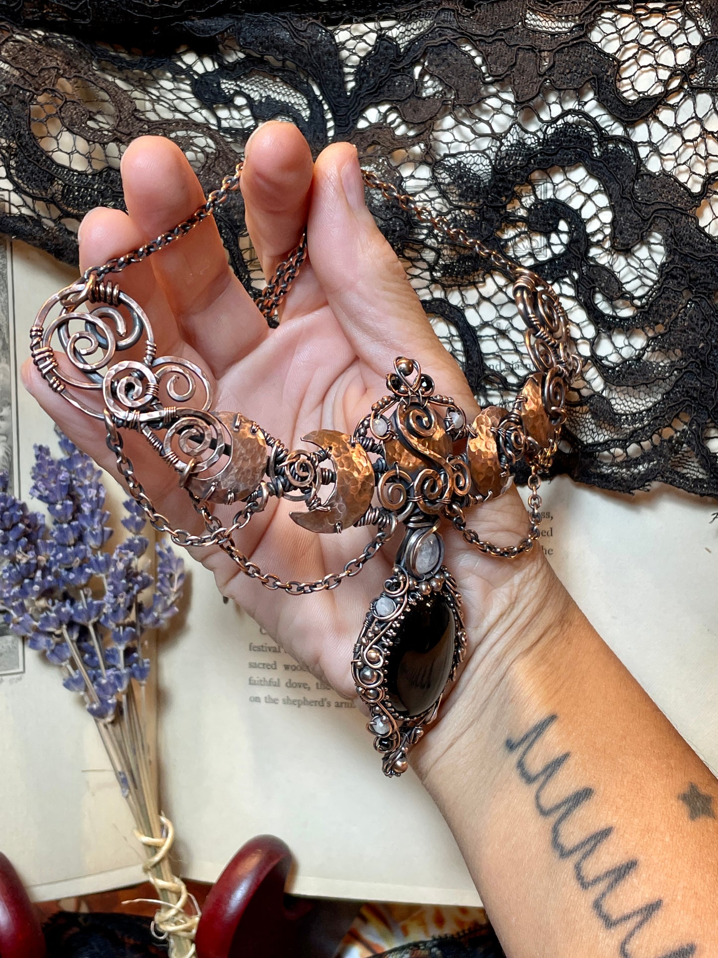 Onyx Lunar Goddess Collar in Copper