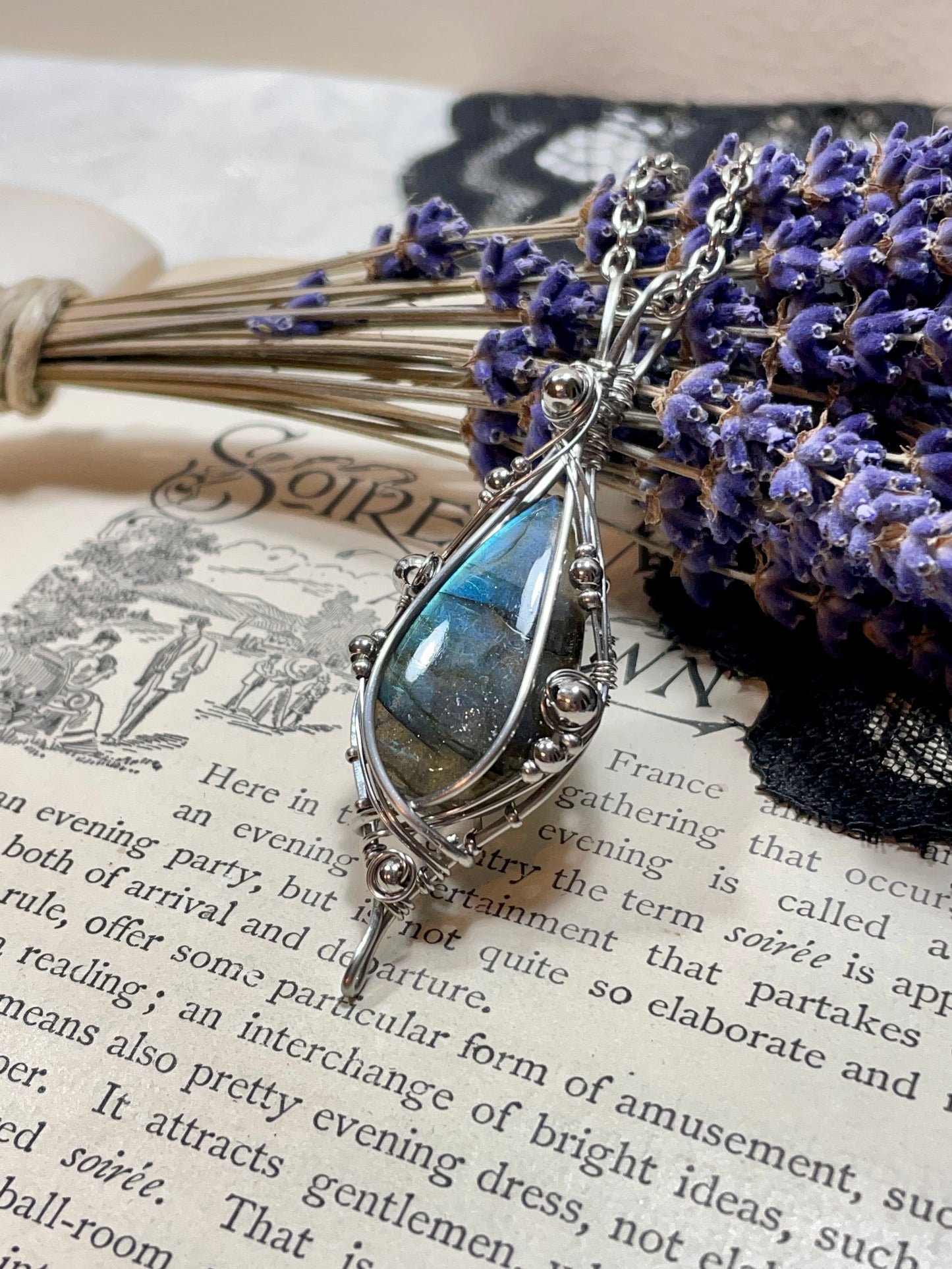 Labradorite Pendant in Stainless Steel