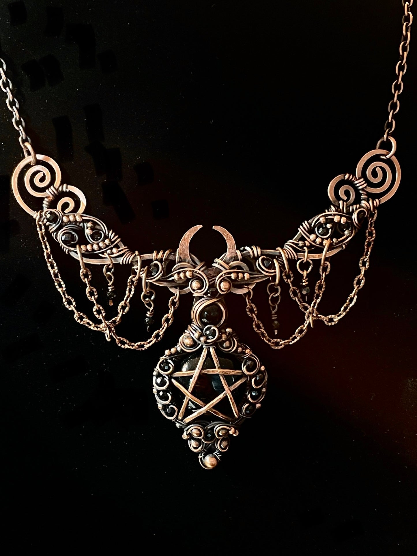 Onyx Pentacle Collar in Copper