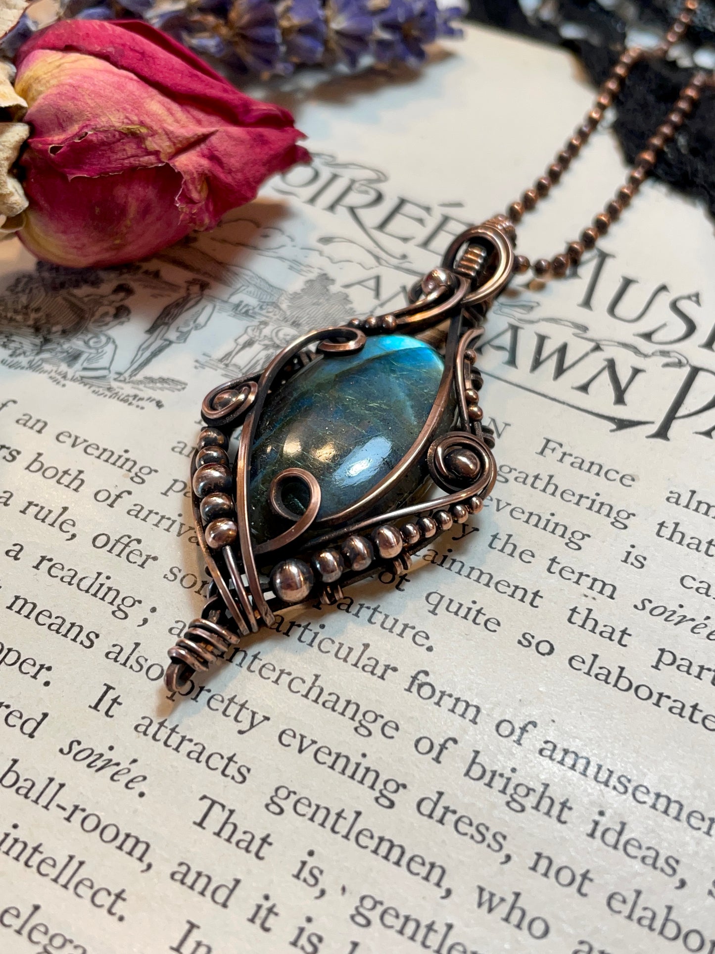 Labradorite Pendant in Copper