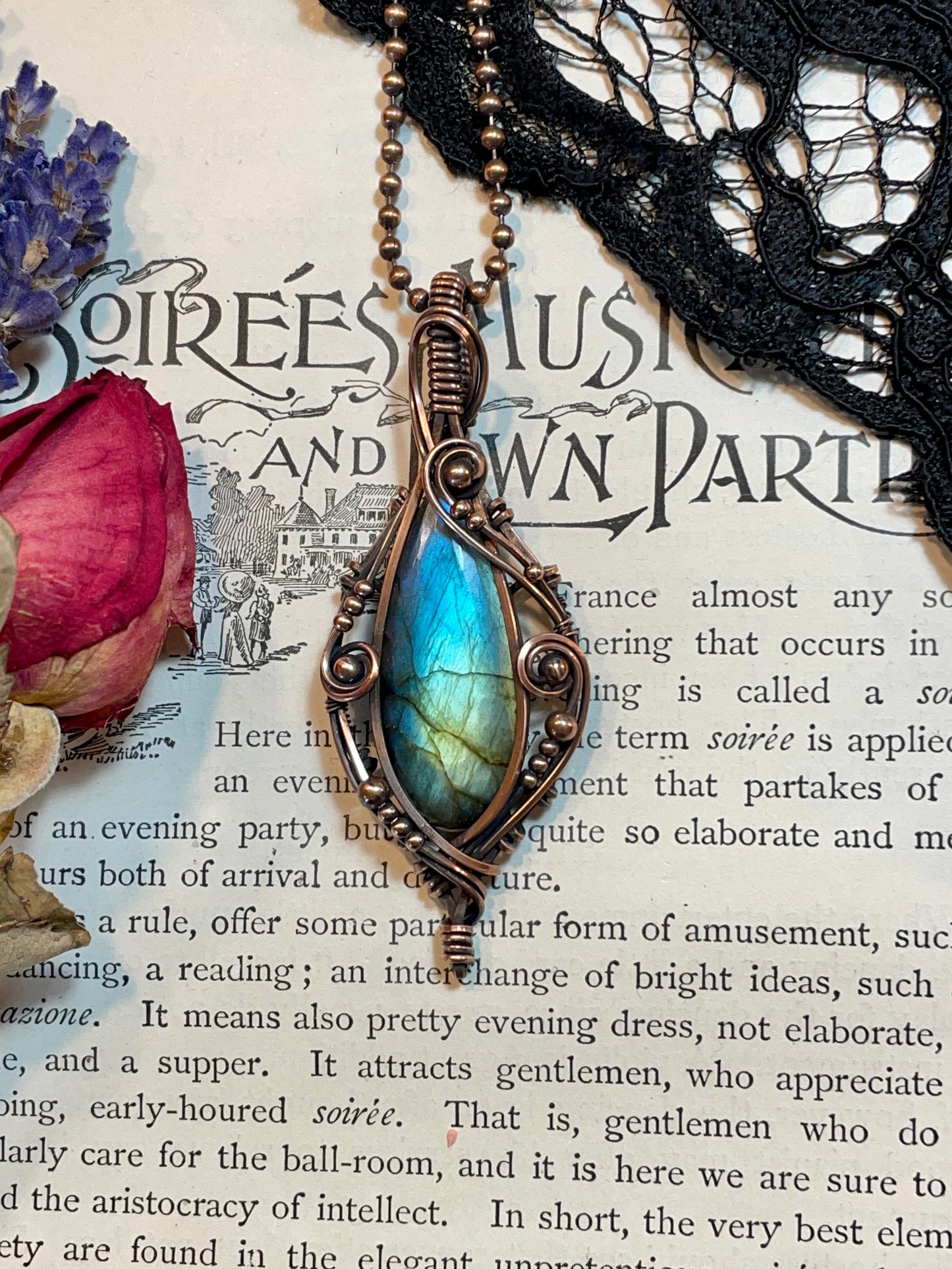 Labradorite Pendant in Copper