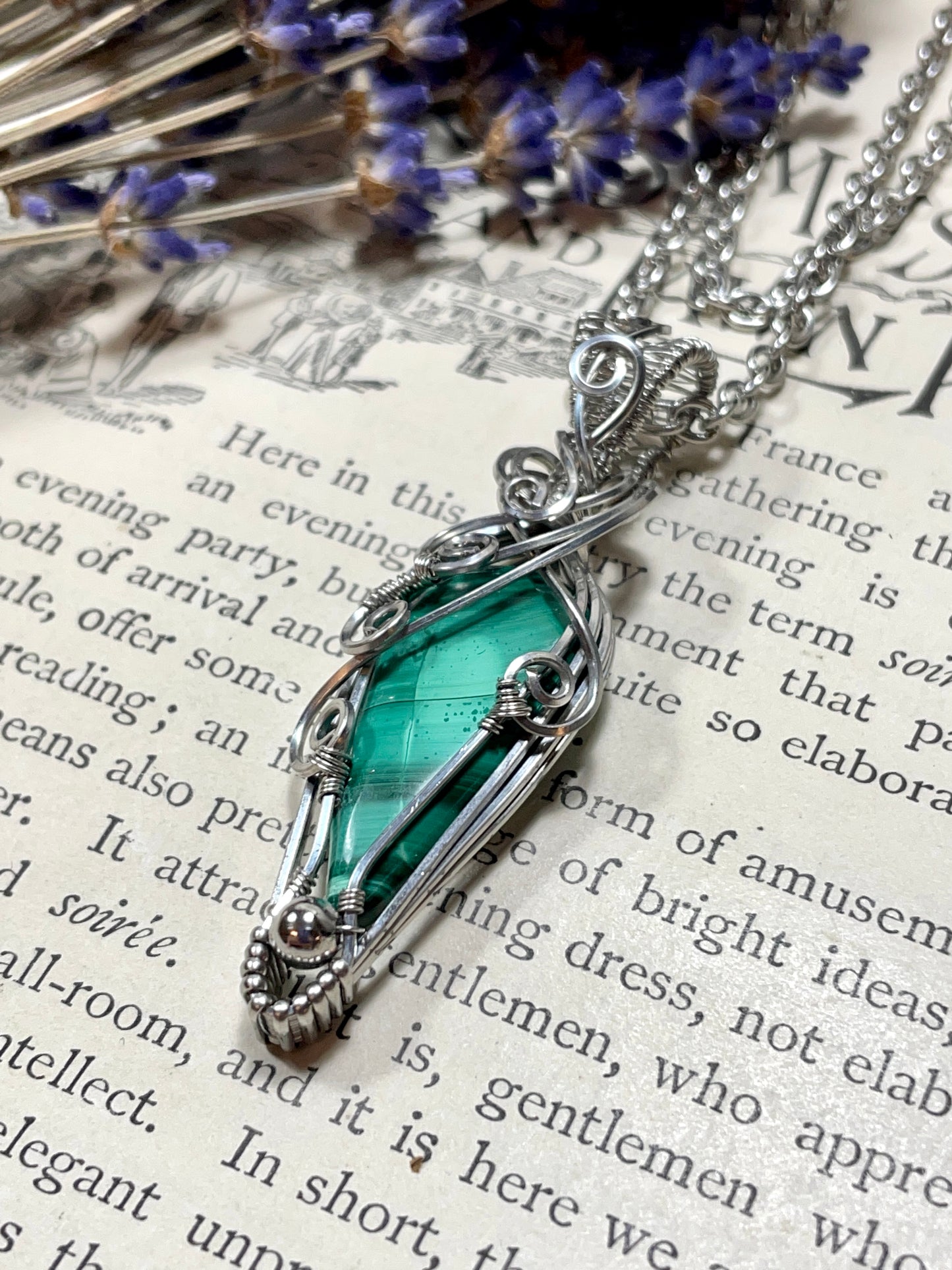 Malachite Pendant in Stainless Steel