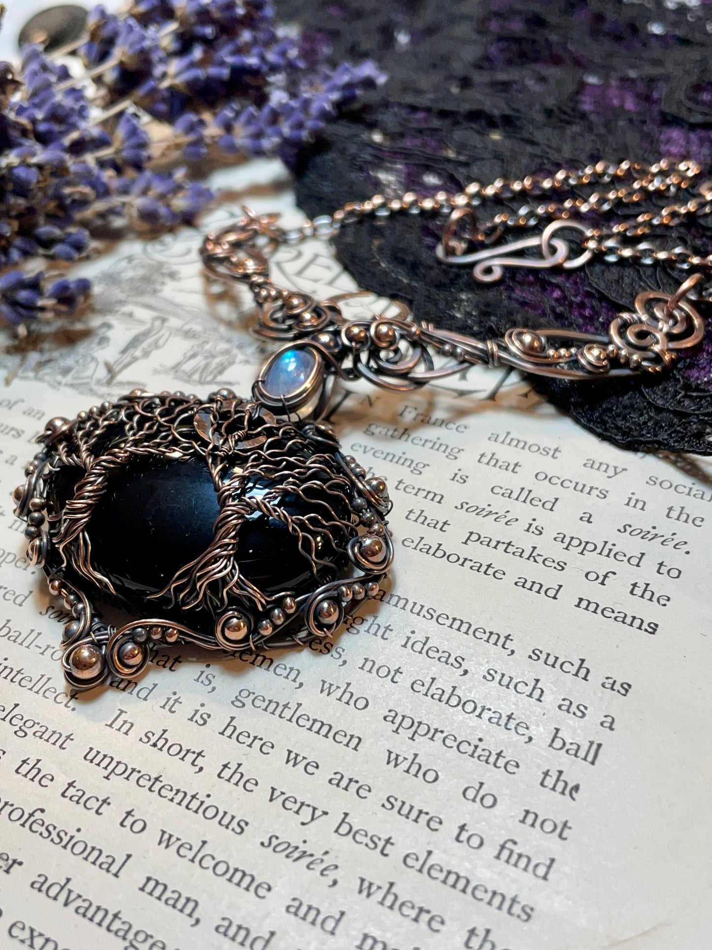 Black Onyx Forest Collar Amulet (Crescent Moon) in Copper