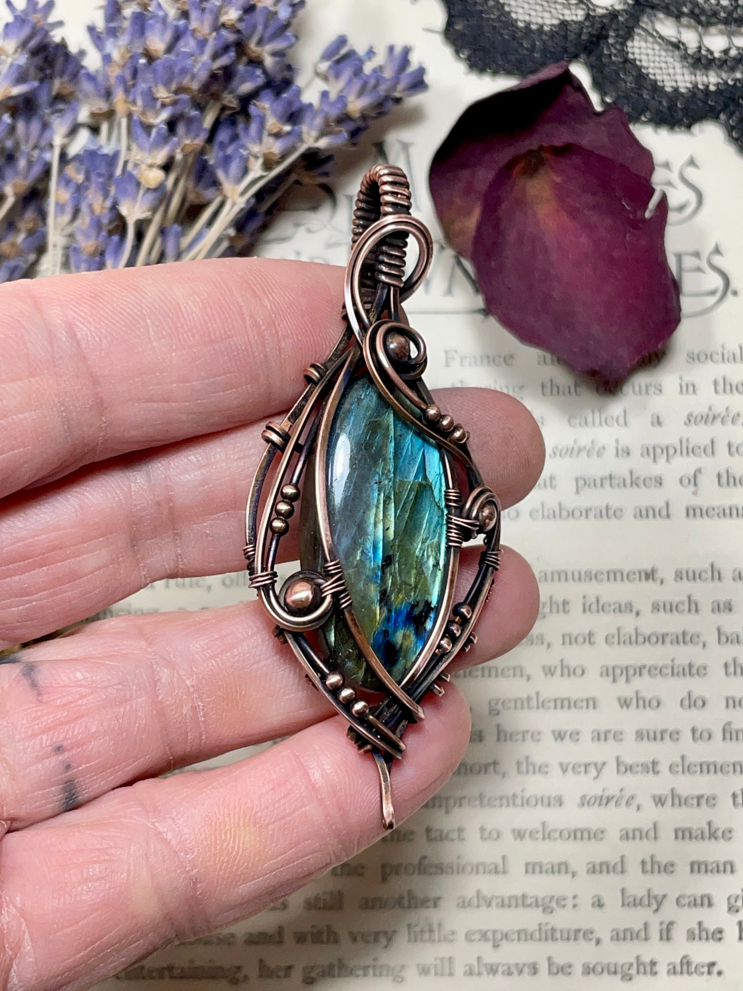 Labradorite Pendant in Copper