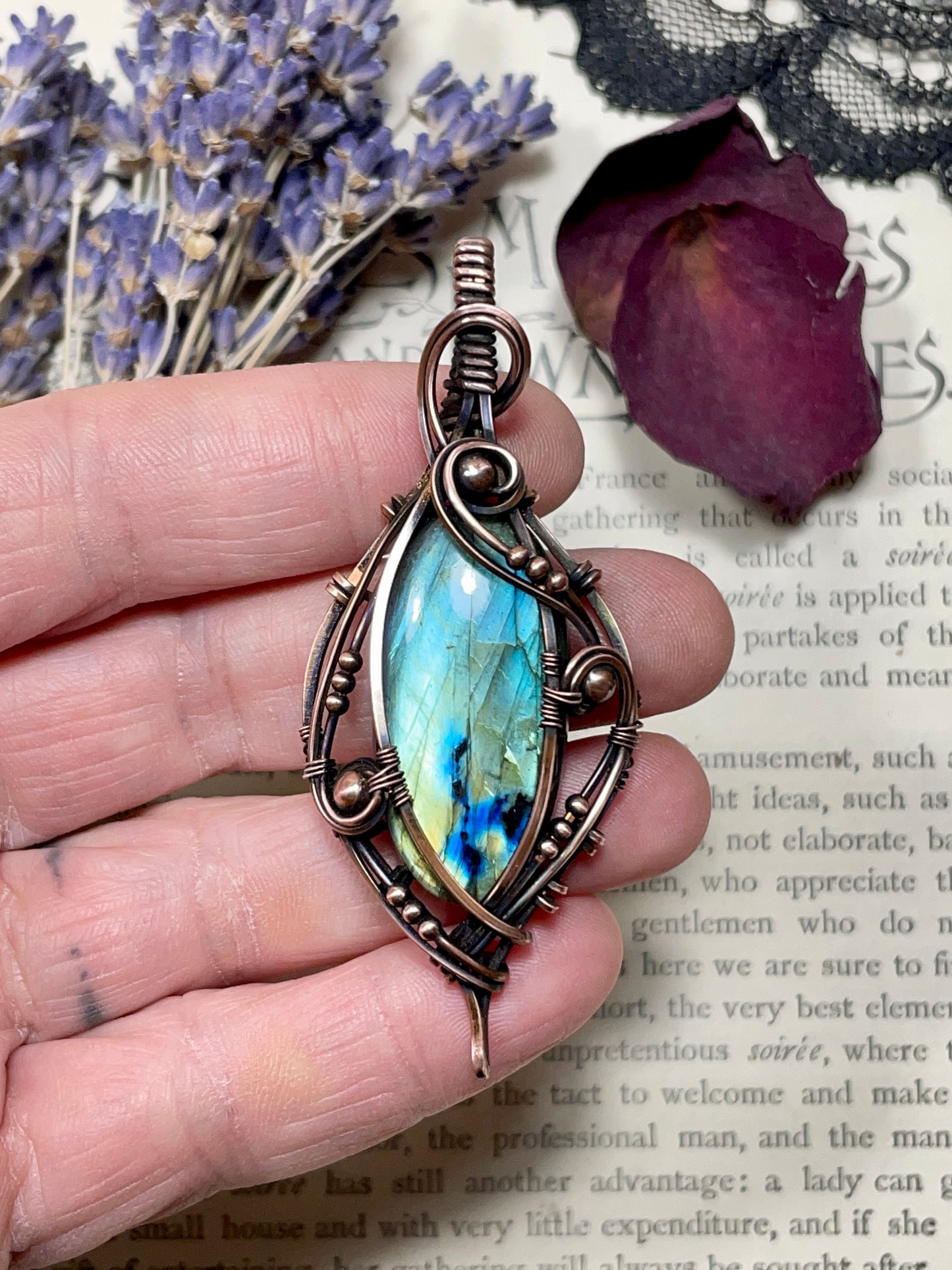 Labradorite Pendant in Copper